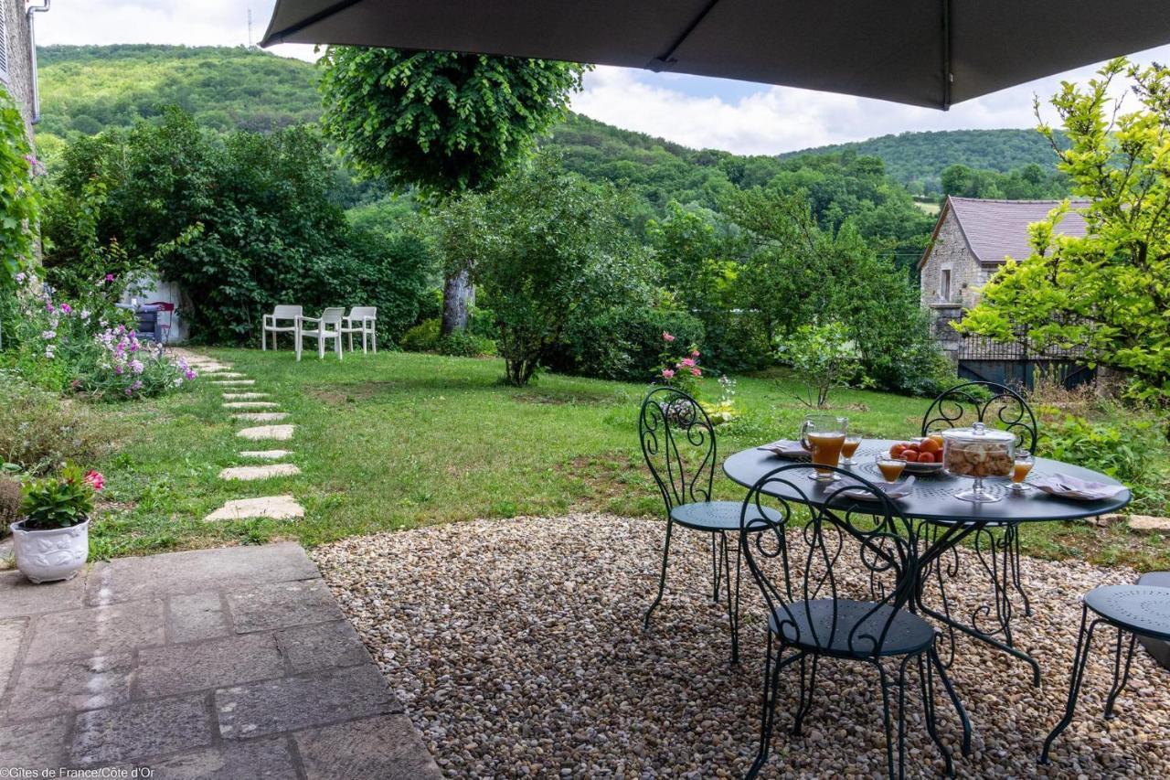 Chez Sophie Et Benoit Bed & Breakfast La Bussière-sur-Ouche Екстериор снимка