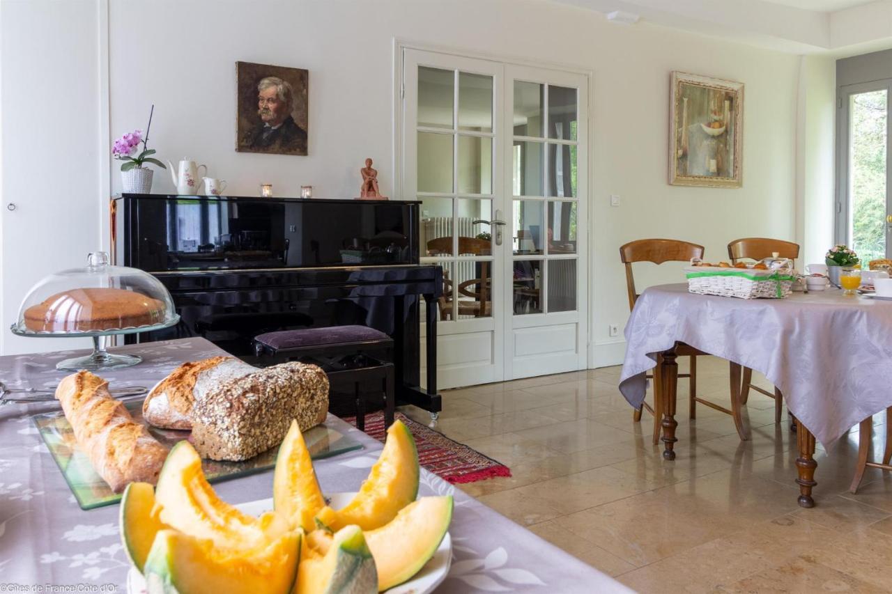 Chez Sophie Et Benoit Bed & Breakfast La Bussière-sur-Ouche Екстериор снимка